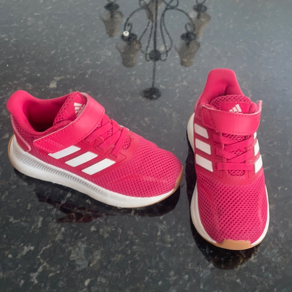 Toddler size 9 sneakers